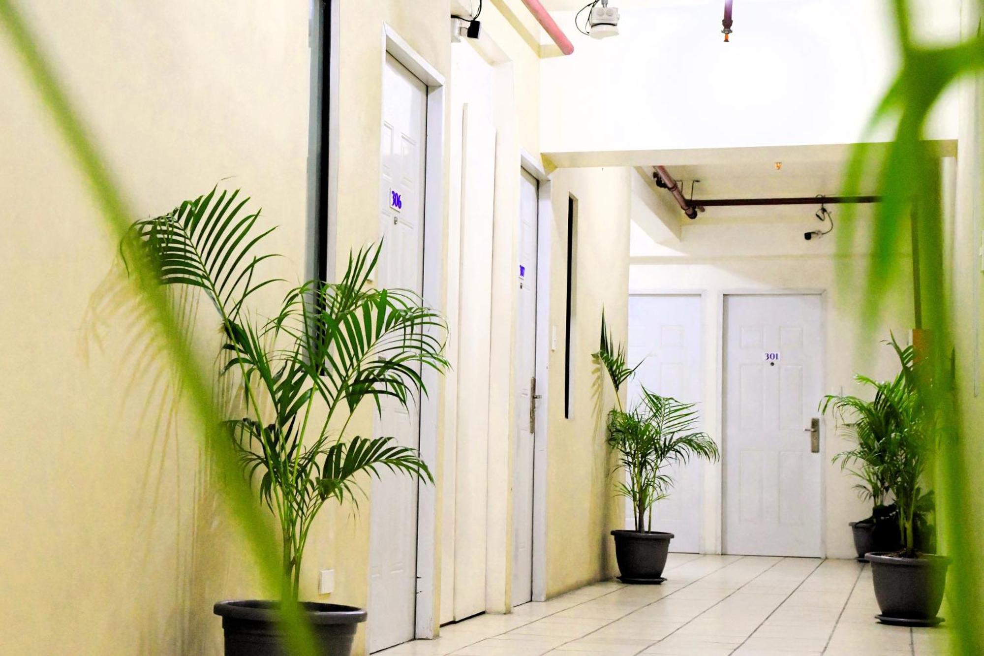 Arzo Hotel Makati San Pedro Makati Eksteriør billede
